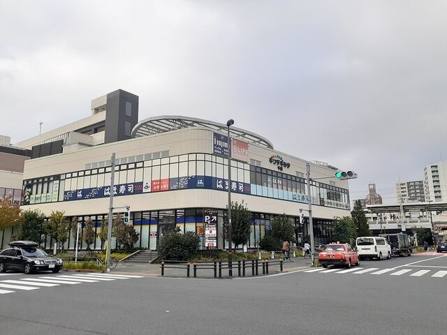 物件外観写真4　(ポンテポルタ千住店まで88m)