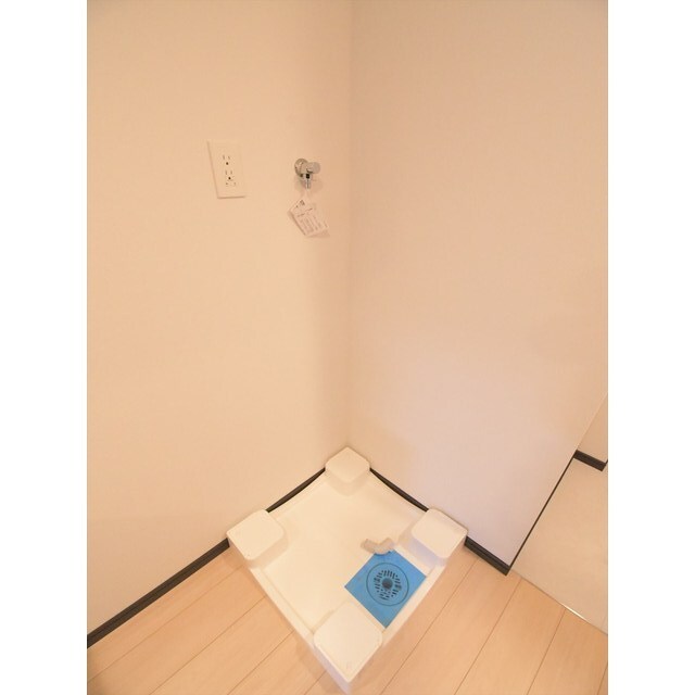 物件内観写真12　(室内洗濯機置場)