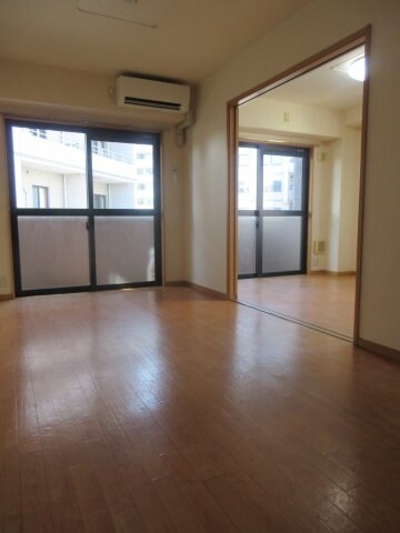 物件内観写真5　(※同タイプ別号室)