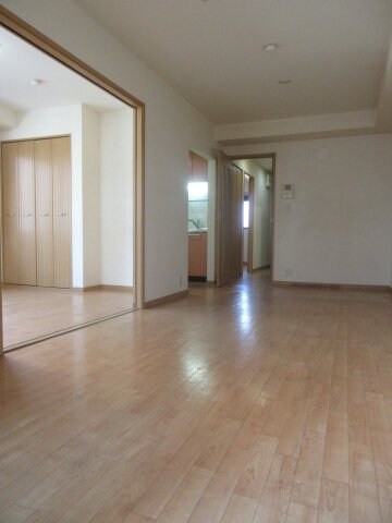 物件内観写真6　(※同タイプ別号室)