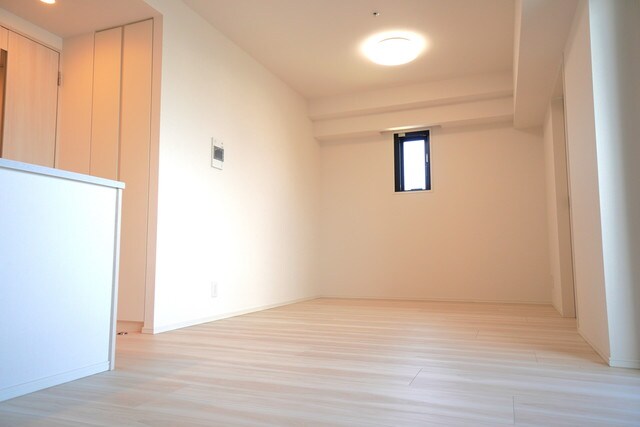 物件内観写真2　(※写真は同タイプ住戸です。)