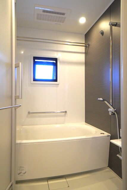 物件内観写真5　(※写真は同タイプ住戸です。)