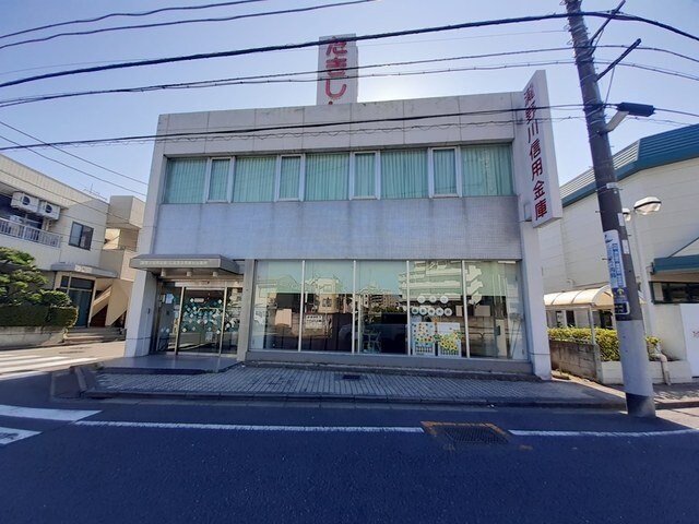 物件外観写真5　(滝野川信用金庫西新井出張所まで456m)