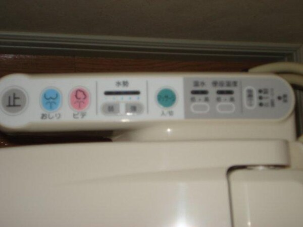 トイレ(シャワー付トイレ)