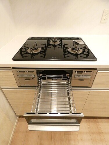 物件内観写真11　(ガスコンロ　グリル　内装済)