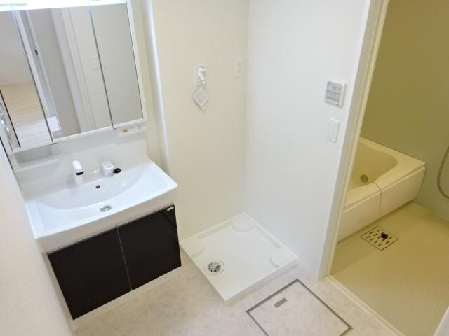 物件内観写真17　(洗髪洗面化粧台)