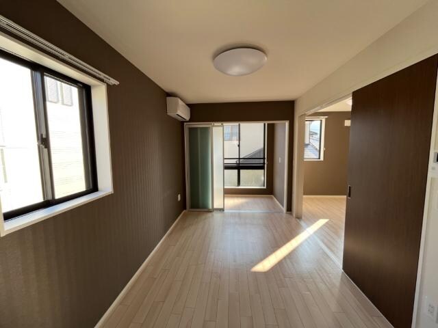 物件内観写真9　(室内)