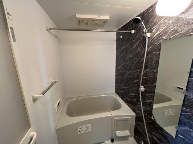 物件内観写真12　(バス／シャワールーム等)