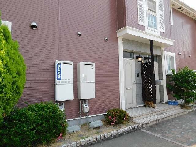 物件外観写真2　(建物の内部です)