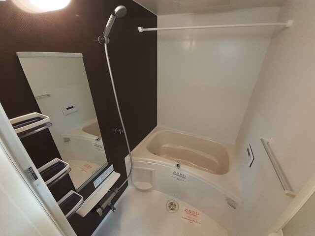 物件内観写真11　(日々の暮らしに欠かせないお風呂です)