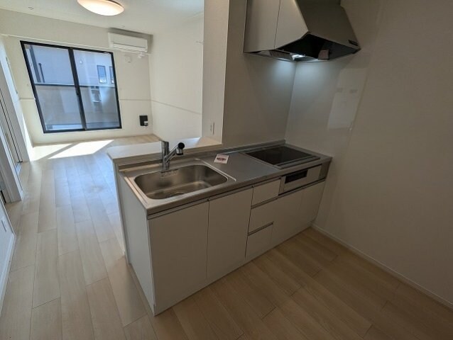 物件内観写真10　(キッチンでお料理をお楽しみください)