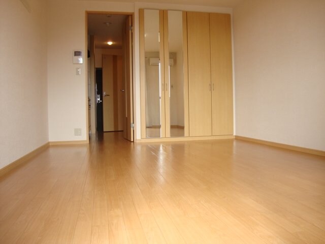 物件内観写真9　(洋室)