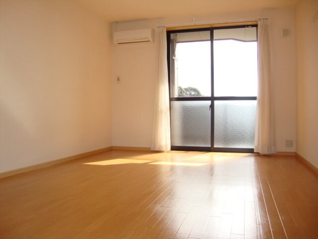 物件内観写真12　(洋室)