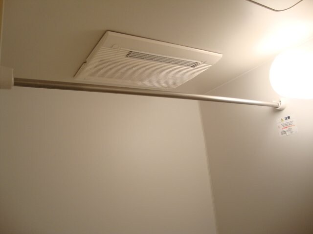 物件内観写真13　(浴室乾燥機)