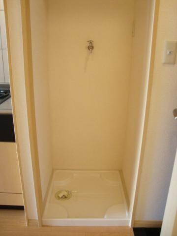 物件内観写真20　(洗濯機置場)