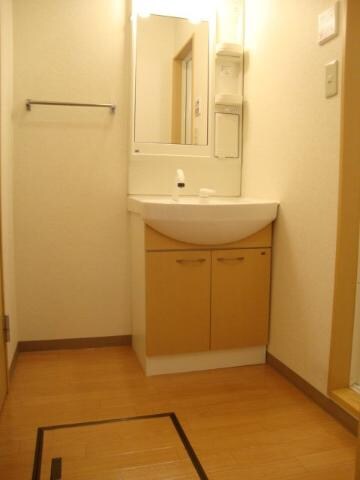 物件内観写真21　(脱衣所)