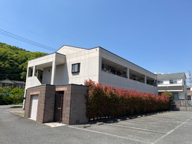 物件外観写真8　(外観写真（昼）)