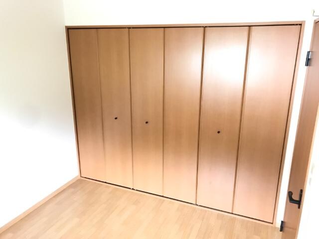 物件内観写真15　(洋室)