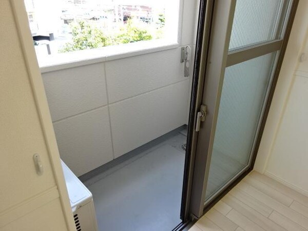 バルコニー(窓)