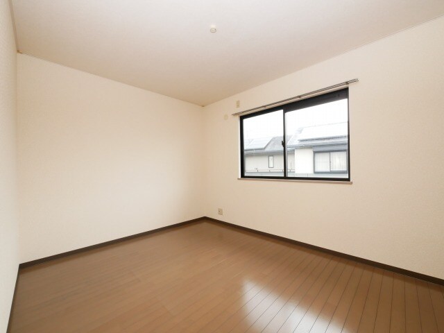 物件内観写真12　(別号室タイプ)