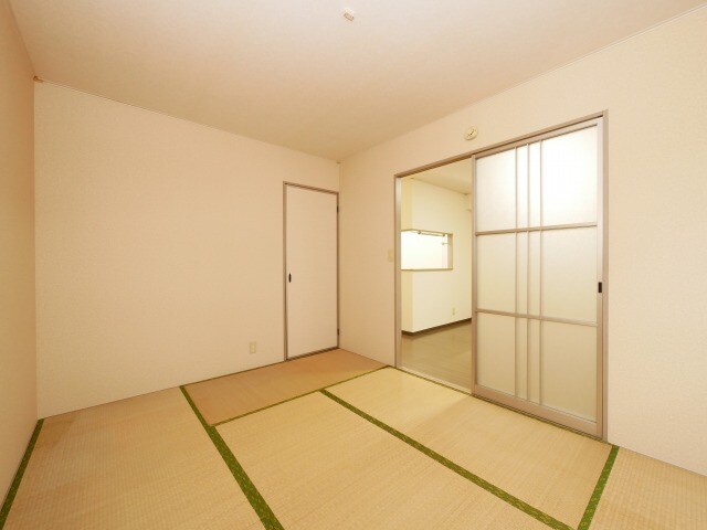 物件内観写真14　(別号室タイプ)