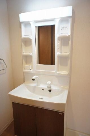 物件内観写真25　(洗髪洗面化粧台)