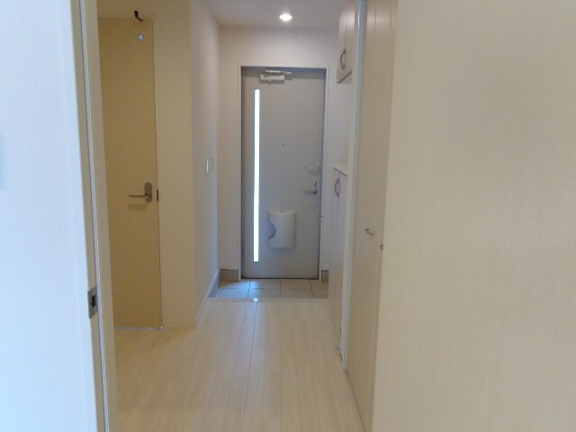 物件内観写真15　(玄関)