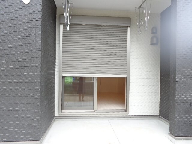 物件内観写真24　(シャッター)
