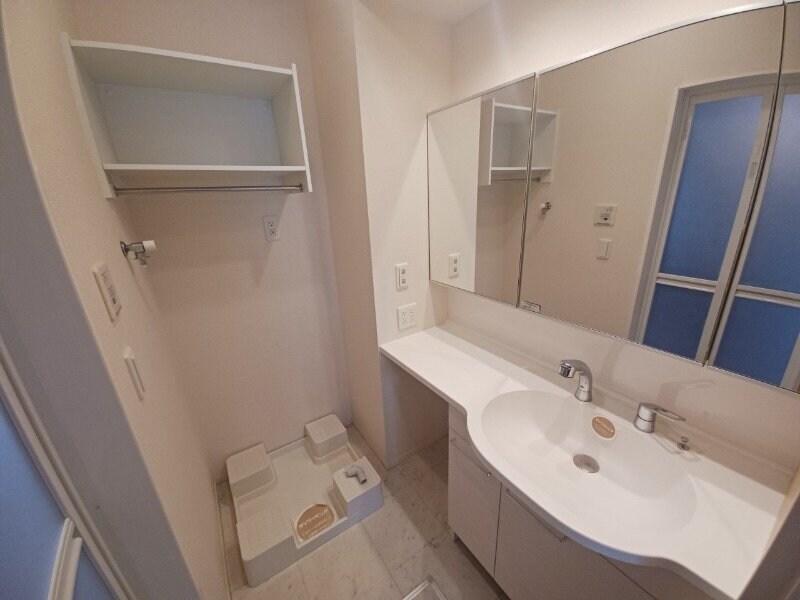 物件内観写真9　(同物件別室画像)