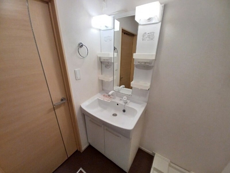 物件内観写真11　(同型参考写真)