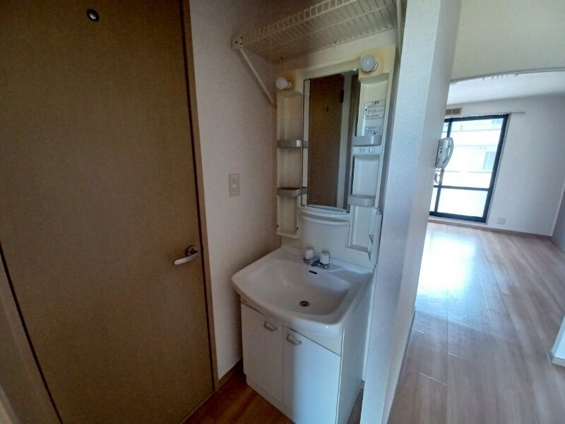 物件内観写真10　(別部屋参考写真となります。)