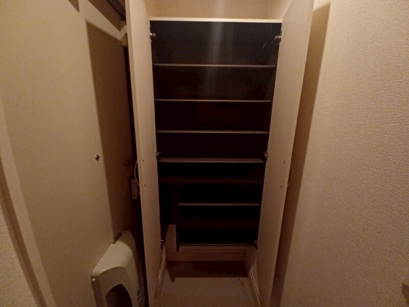 物件内観写真15　(別室のお写真です)