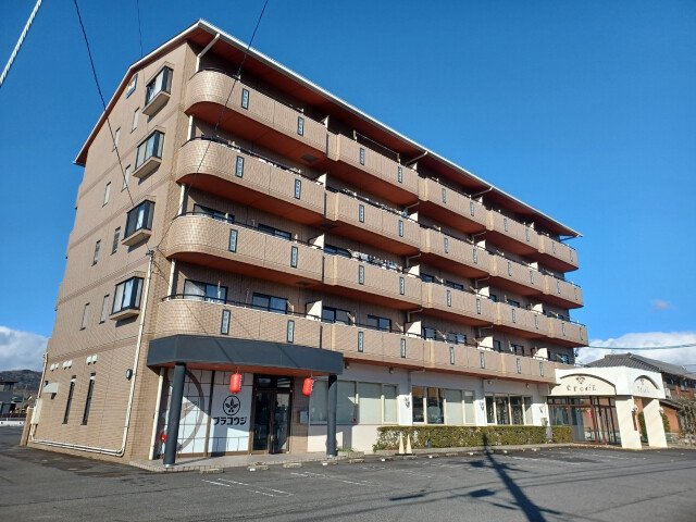 メゾン・ファミーユ