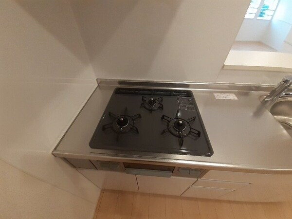 キッチン(別部屋同型タイプです。)