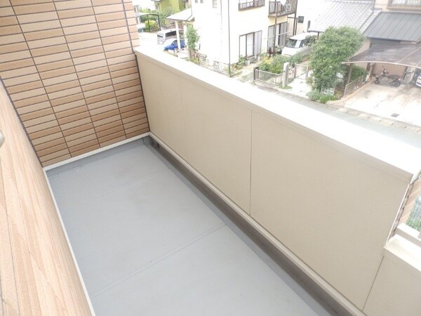 バルコニー(同型参考写真)