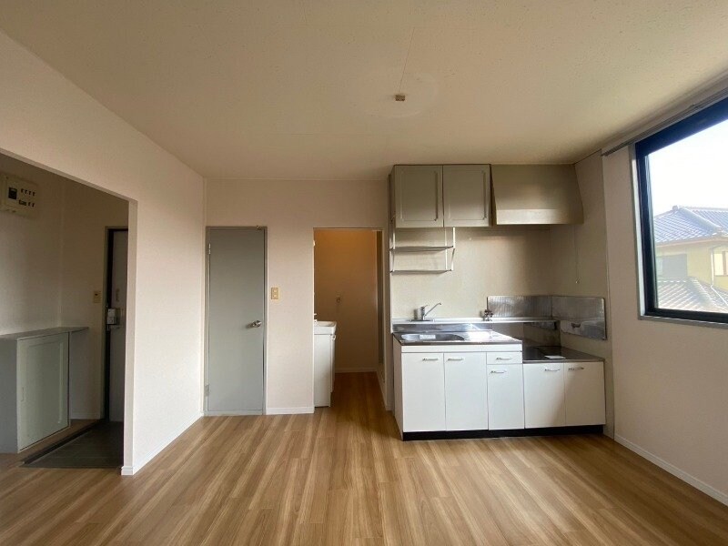 物件内観写真2　(別部屋参考写真となります。)