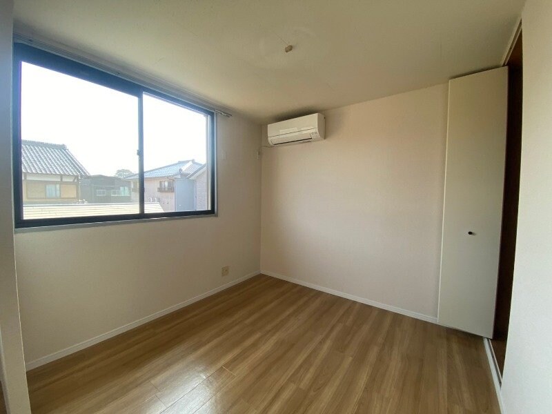 物件内観写真13　(別部屋参考写真となります。)