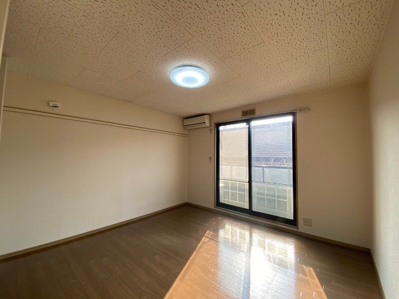 物件内観写真6　(別部屋参考写真となります。)