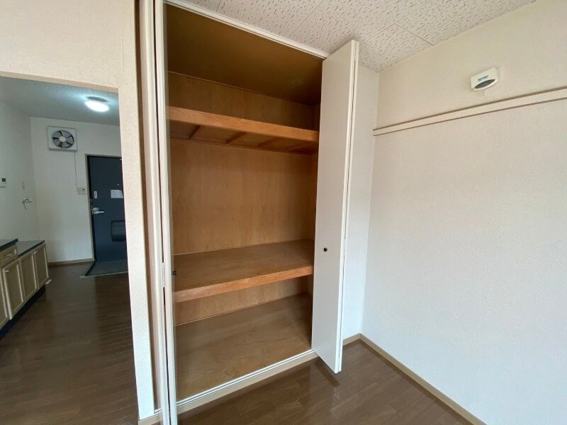 物件内観写真12　(別部屋参考写真となります。)