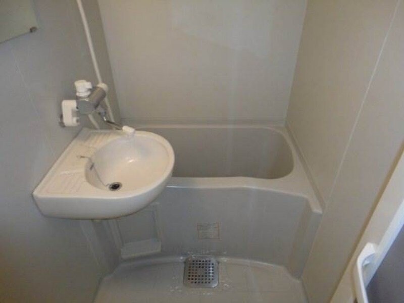 物件内観写真8　(別部屋参考写真となります。)