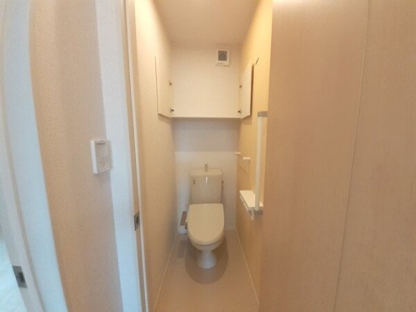 トイレ(別部屋参考写真です)