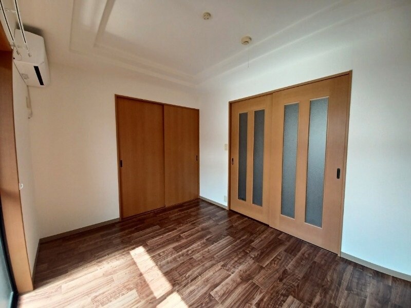 物件内観写真10　(別部屋同型タイプ写真です。)