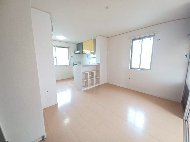 物件内観写真8　(同建物の別部屋写真です)