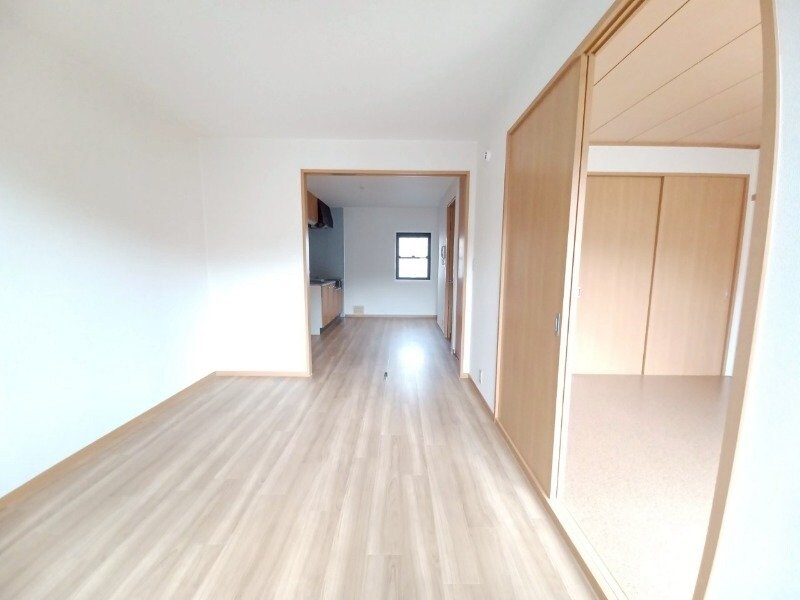 物件内観写真7　(別部屋参考写真となります。)