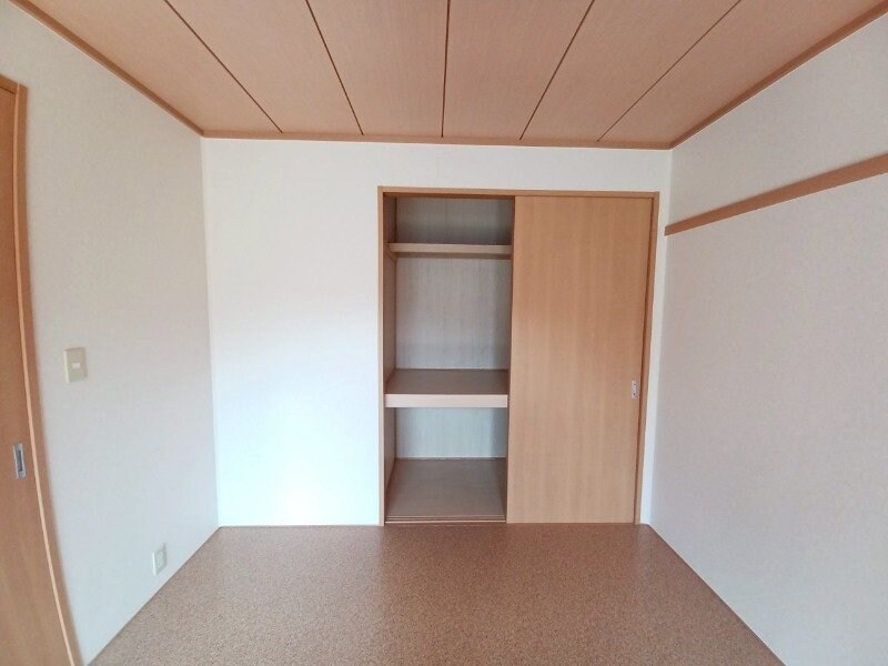 物件内観写真8　(別部屋参考写真となります。)