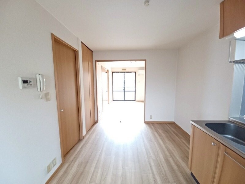 物件内観写真9　(別部屋参考写真となります。)