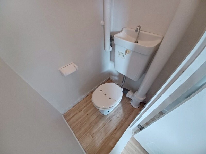 物件内観写真10　(別部屋参考写真となります。)