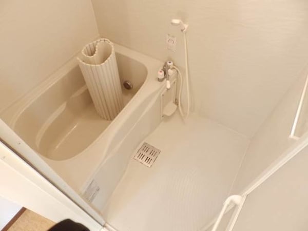 バス／シャワールーム等(別部屋参考写真となります。)