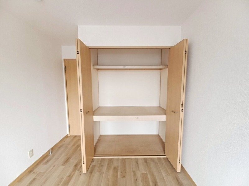 物件内観写真17　(同型別室のお写真です)