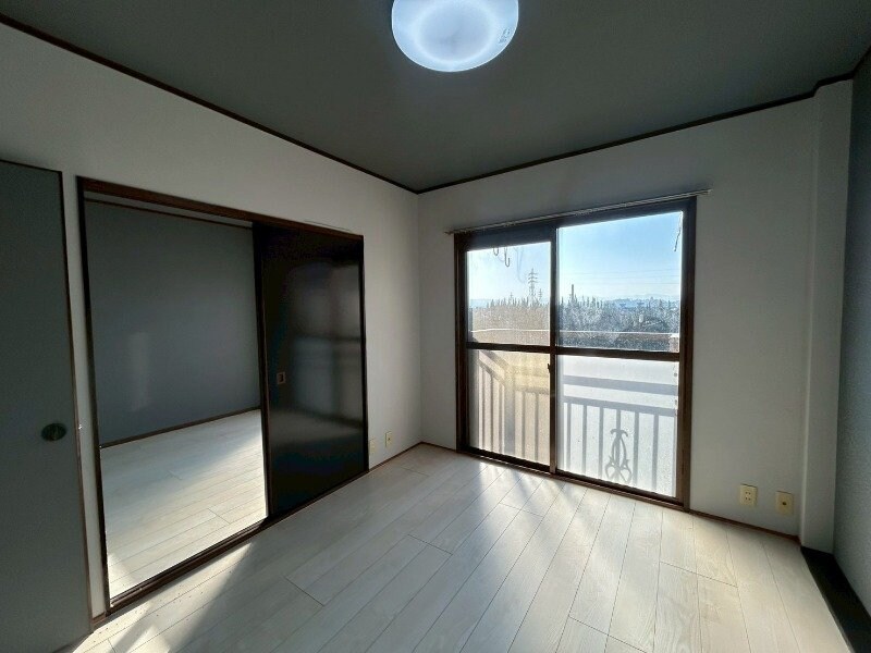 物件内観写真19　(リフォーム中の写真です)